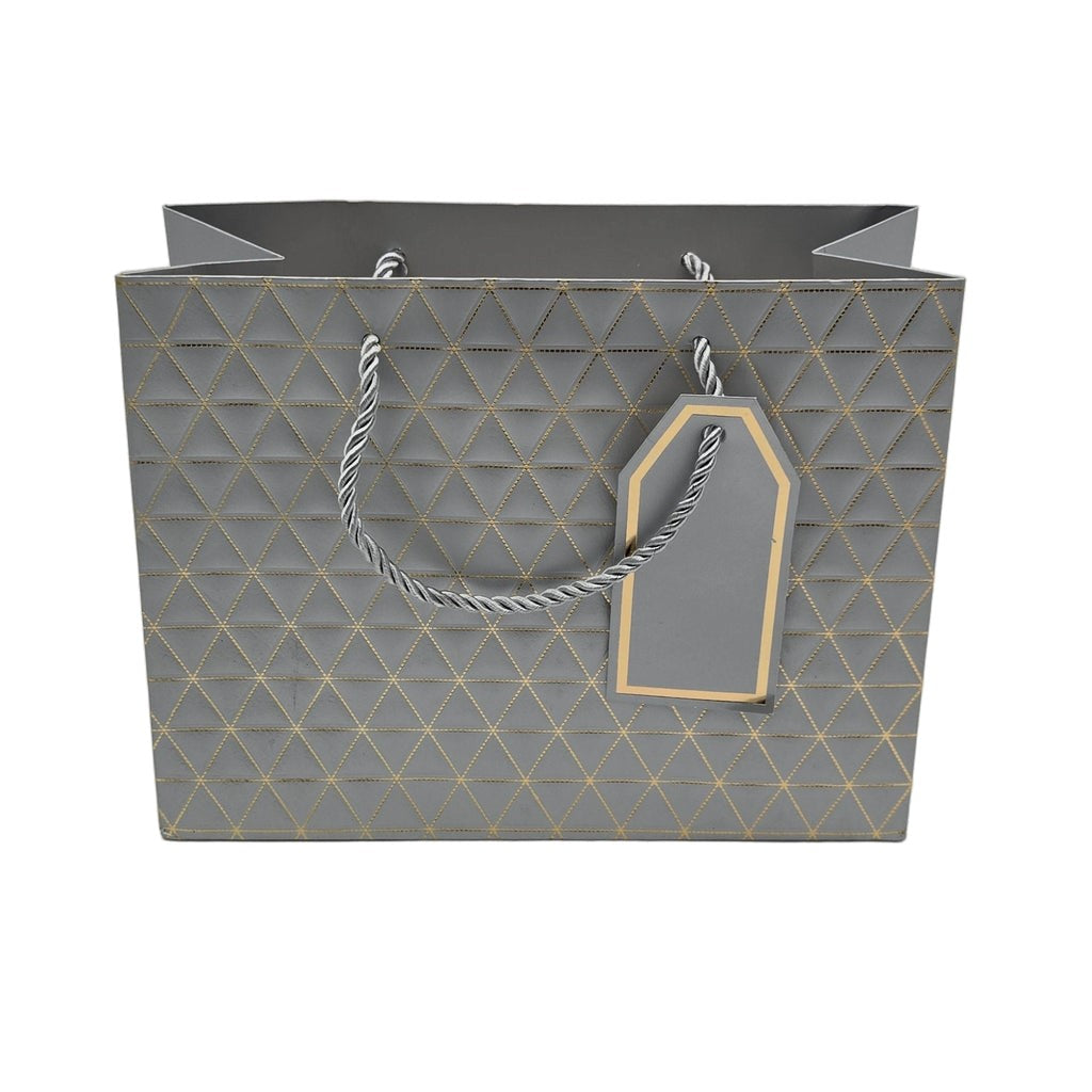 How Can Gift Bags and Boxes Make Your Presents Stand Out?