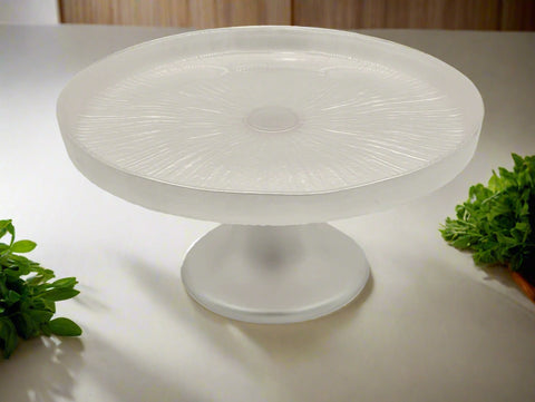 8.25"x4" GLASS FOOTED PLATE-PEARL
