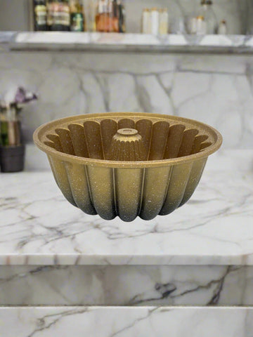 9.5"x4" BUNDT CAKE PAN-ROUND