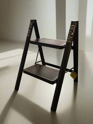 2 STEP LADDER