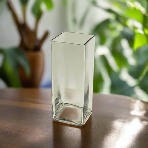 11.5" GLASS VASE