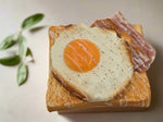TOAST BREAD DECOR