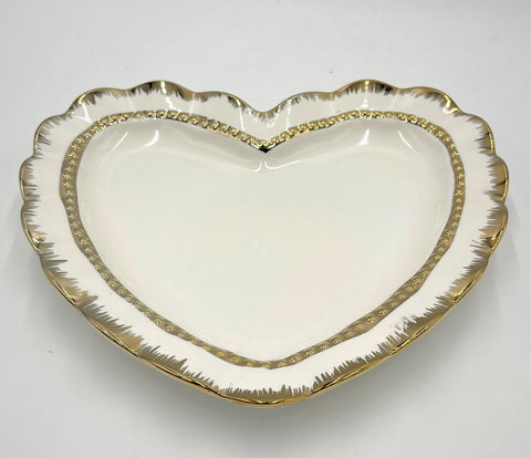 8.25"x9.5" PLATE W/GOLD DESIGN-HEART - 48/CS