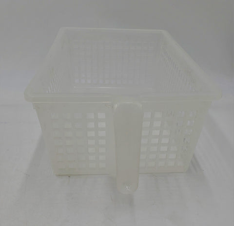 11.5"x7.5"x4.5" PLASTIC BASKET W/LID